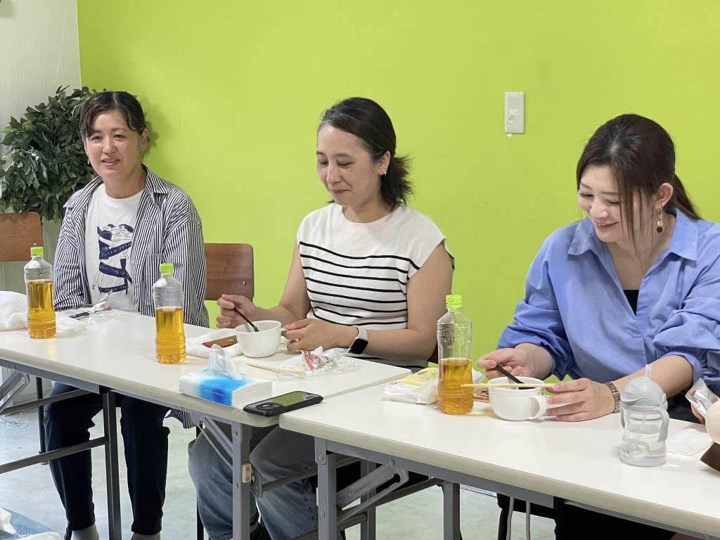 『クノール® すうぷもっちー® 8食入』試食の様子